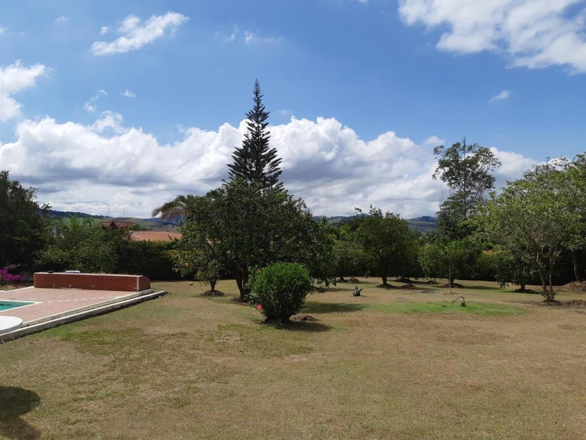 Finca Paraiso Calima Exterior photo